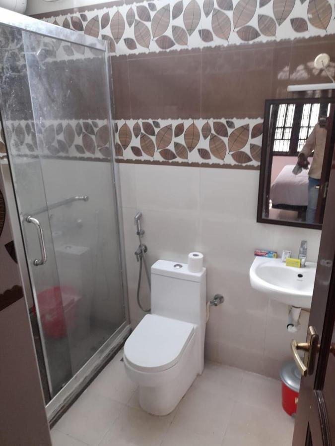 Mp Villa - Lovely Furnished Appartment 퐁디셰리 외부 사진
